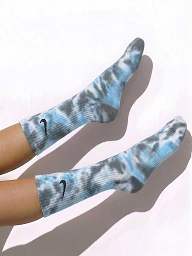 BLUE TIE DYE SOCKS