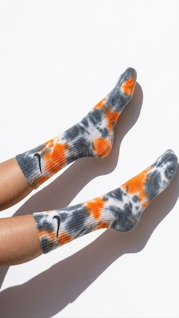 ORANGE TIE DYE SOCKS