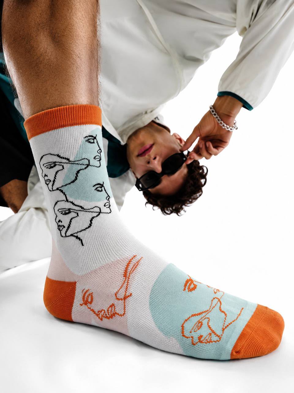 Face Line Art SOCKS