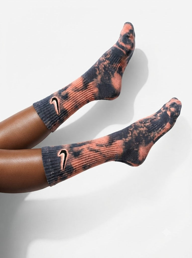 NIVE TIE DYE SOCKS