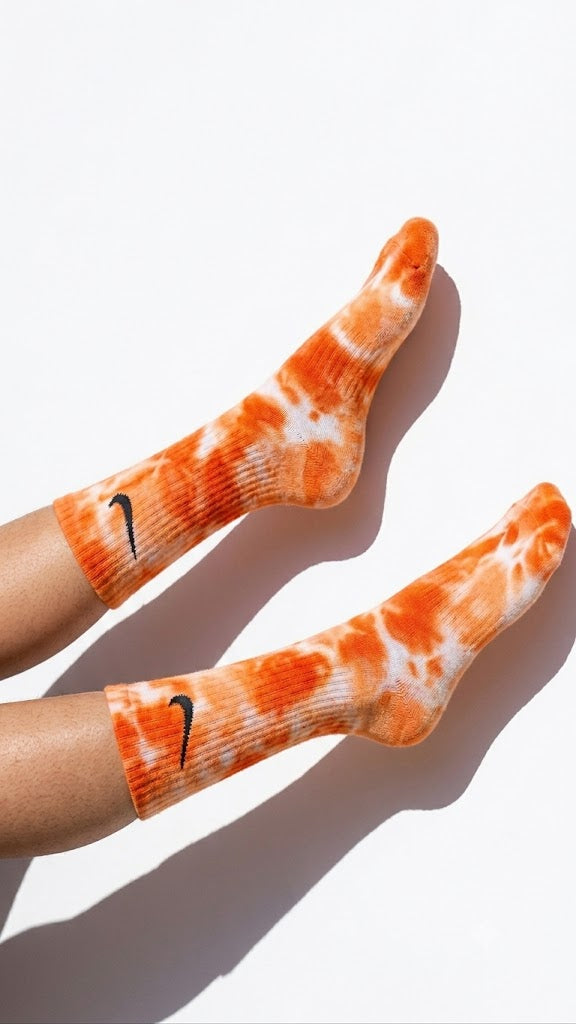 ORANGE TIE DYE SOCKS
