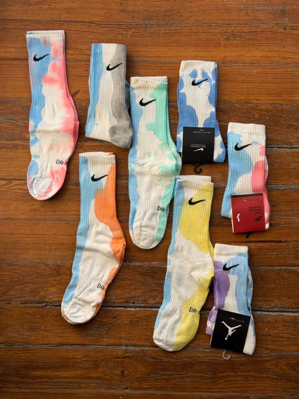 BLUE TIE DYE SOCKS