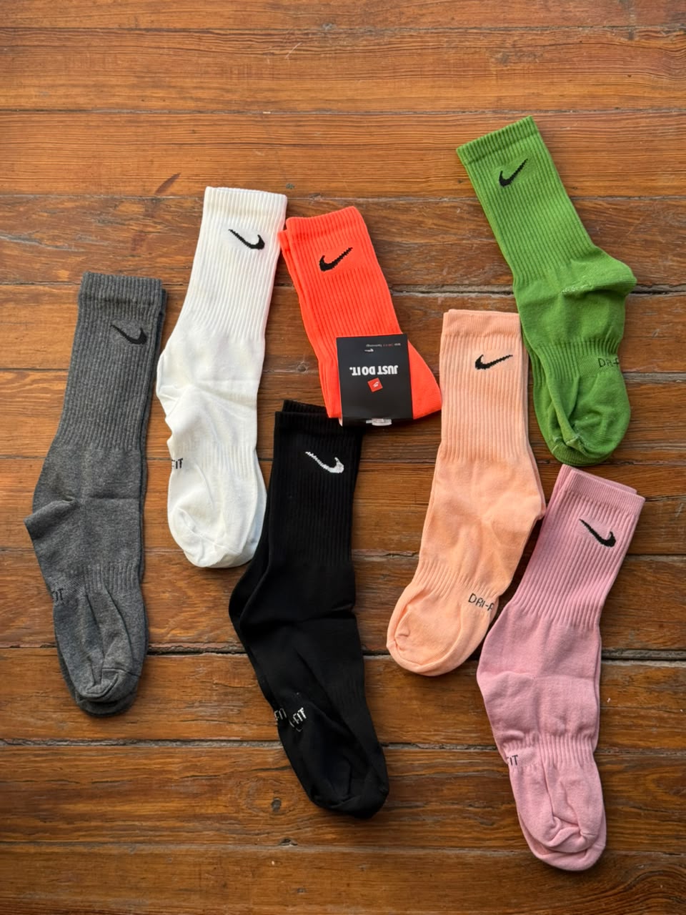 NIKE BASIC SOCKS