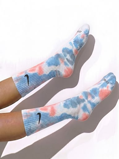 BLUE TIE DYE SOCKS